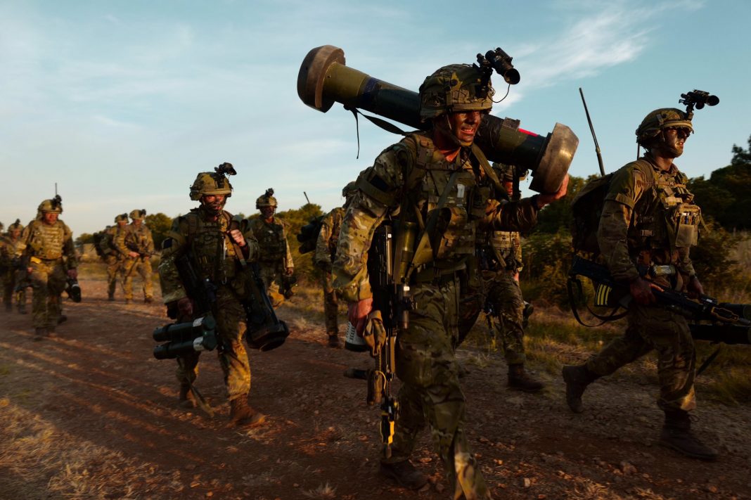 Reservisten der 4 PARA (4th Battalion, Parachute Regiment) nahmen ebenfalls an der Übung teil
