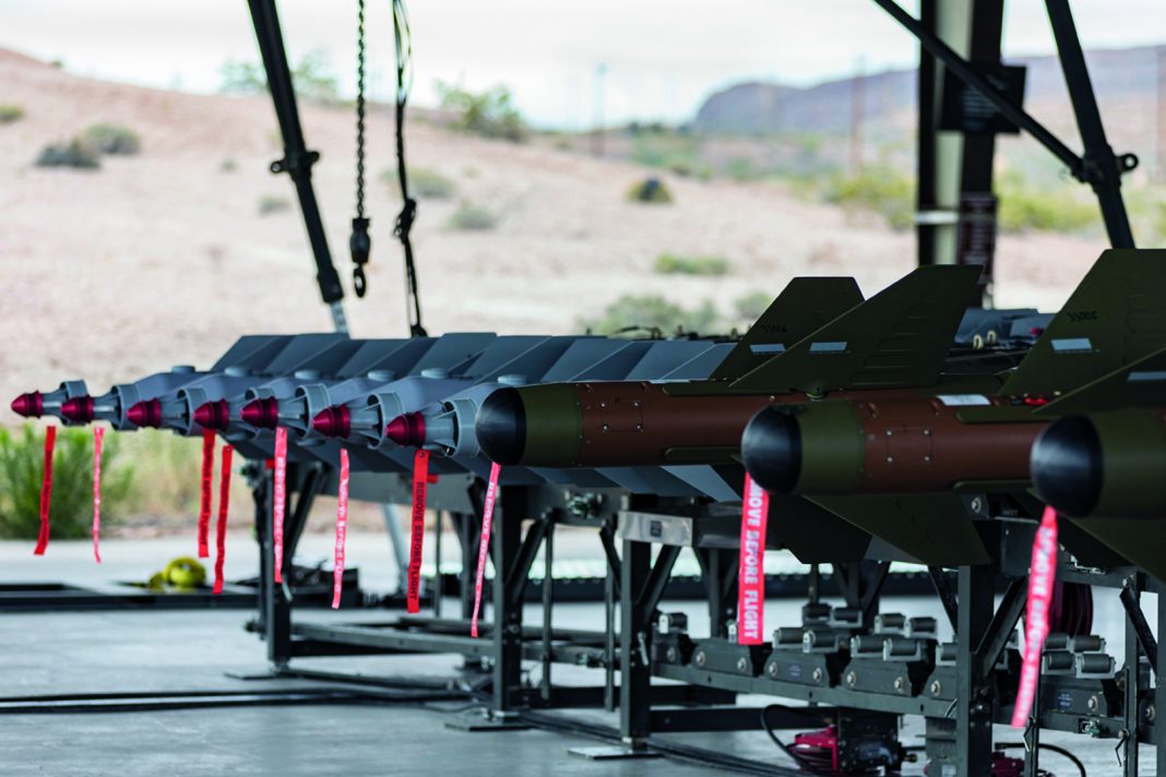 Bomben vom Typ GBU-24 und GBU-48