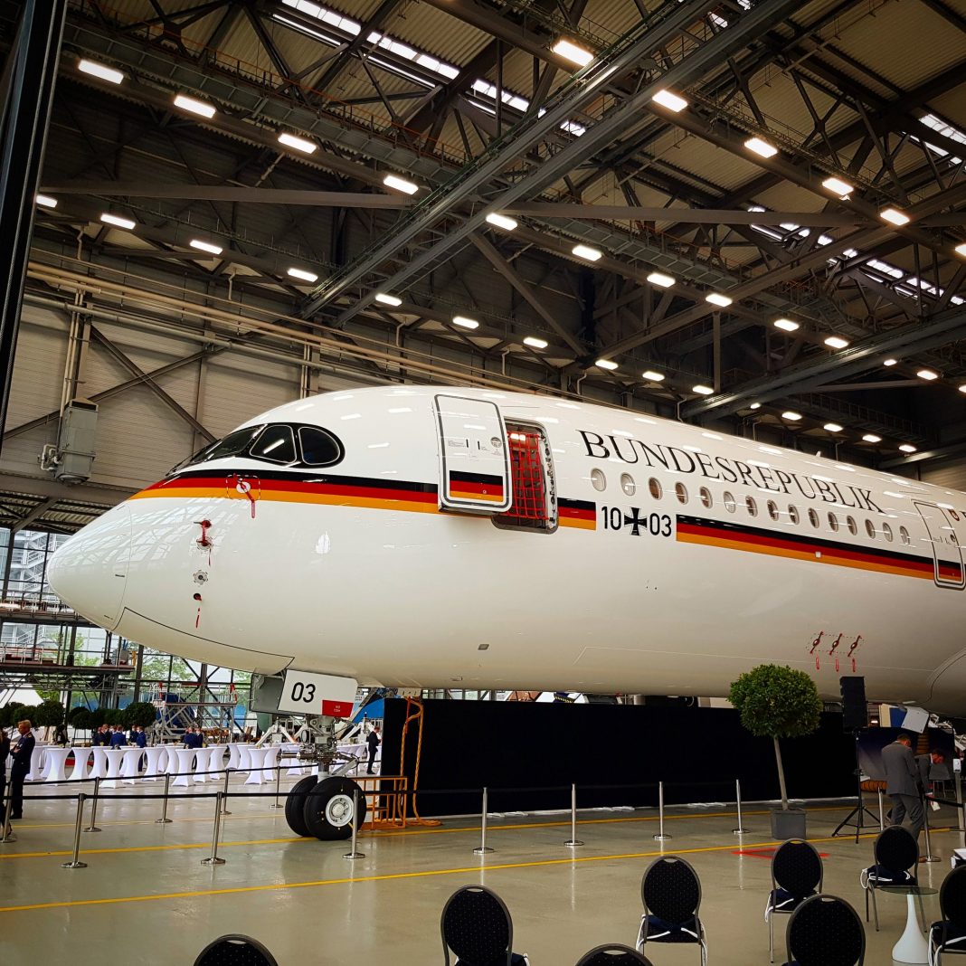 A350-900 10+03 Übergabe in Hamburg_Bundeswehr