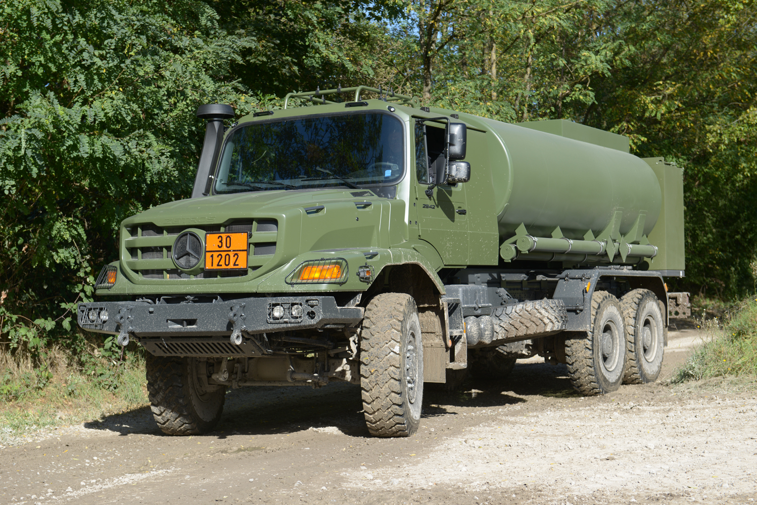 Taktische und Logistik-Lkw auf der Defence Trucks Experience 2023  vorgestellt