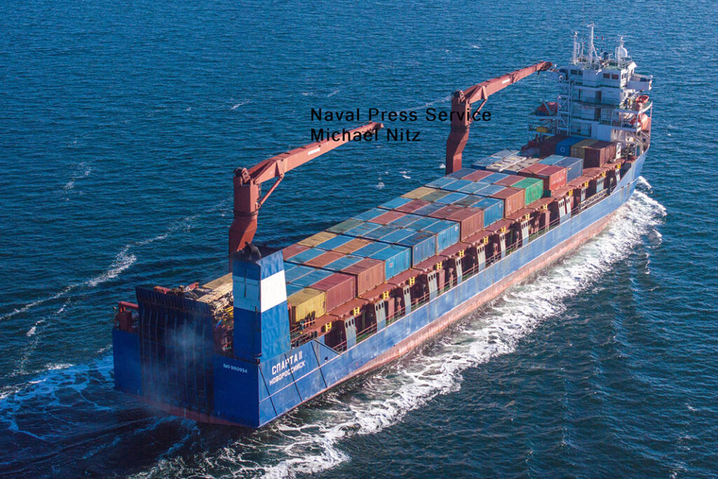 RFS Sparta II: Das zwei Jahre jüngere, im Jahr 2000 in Dienst genommene, nahezu namensgleiche Transportschiff ist in Novorossiysk registriert. (Foto: © Michael Nitz - Naval Press Service)