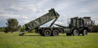 Die Beschaffung von Wechselladersystemen mit Wechselladerpritschen ist Thema einer der zwei 25-Mio.-Euro-Vorlagen auf der Tagesordnung des Haushaltsausschusses. (Foto: Rheinmetall)